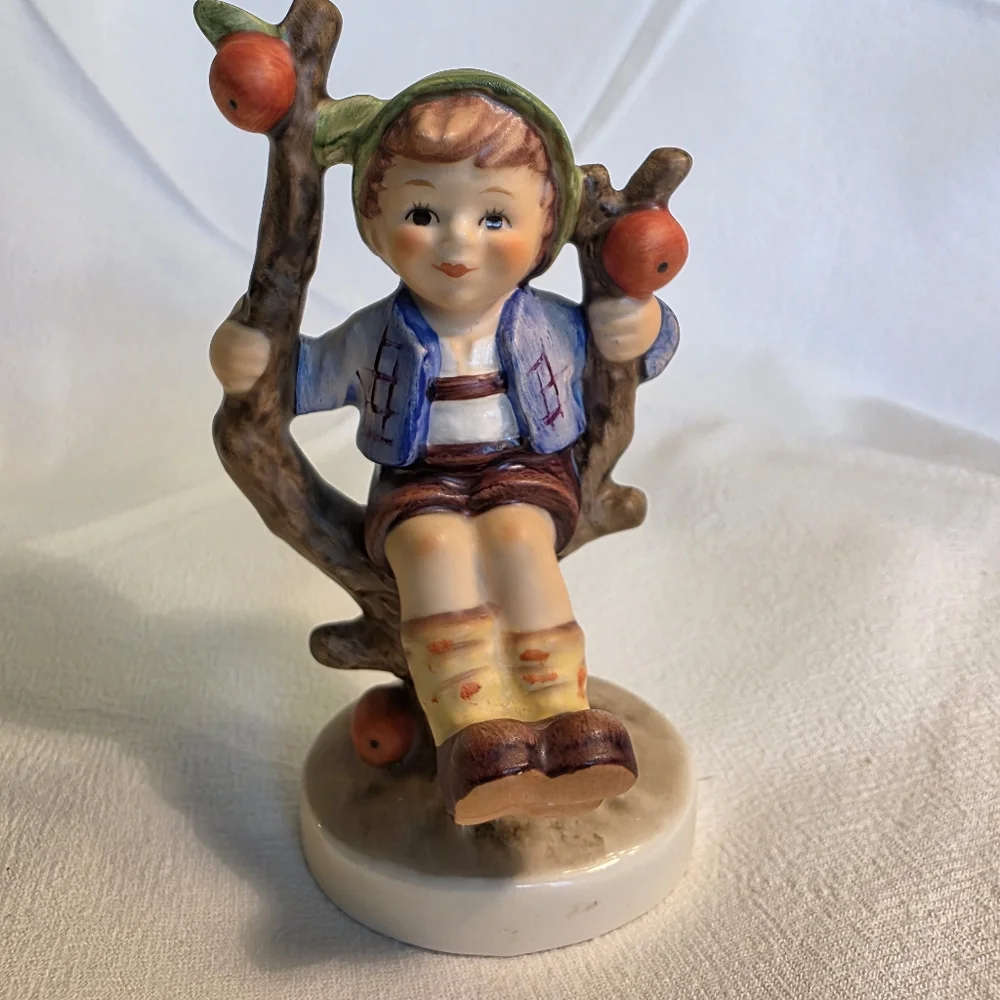 Vintage Goebel Hummel Apple Tree Boy Figurine Herbst TMK 6 Model 142 3/0